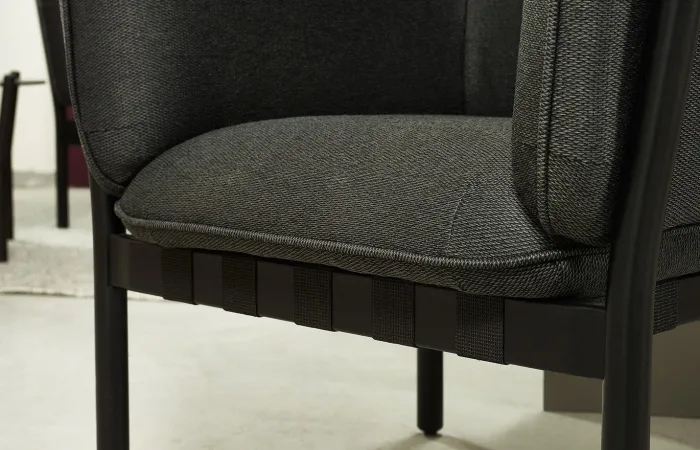 dowel upholstery armchair ls7